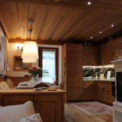 Tavola in rovere nodato